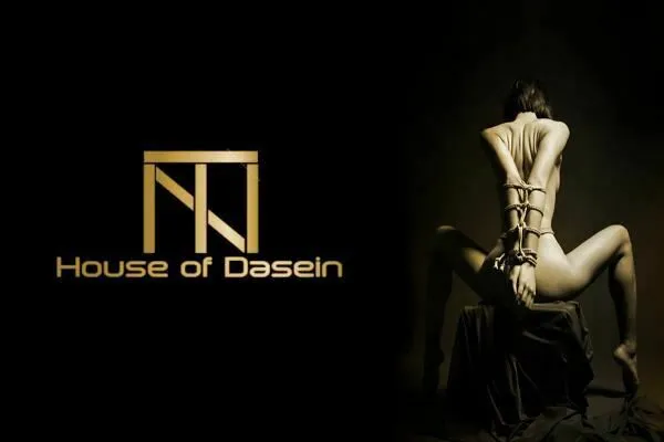 House of Dasein Couples Floggers 88Cm Black White Woven Flogger Bdsm Spanking Play Sex Whip